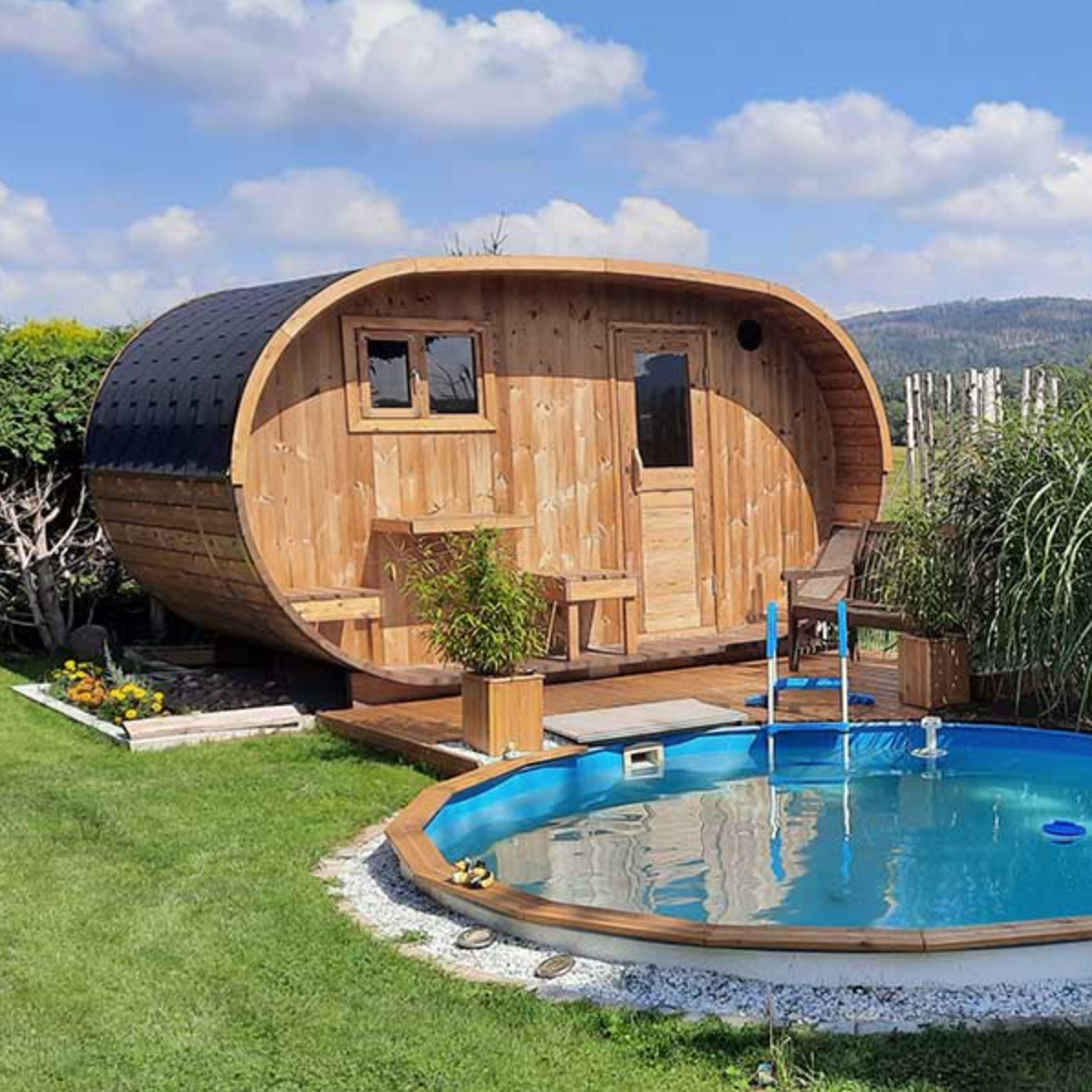 Oval Outdoor Sauna for 4 persons