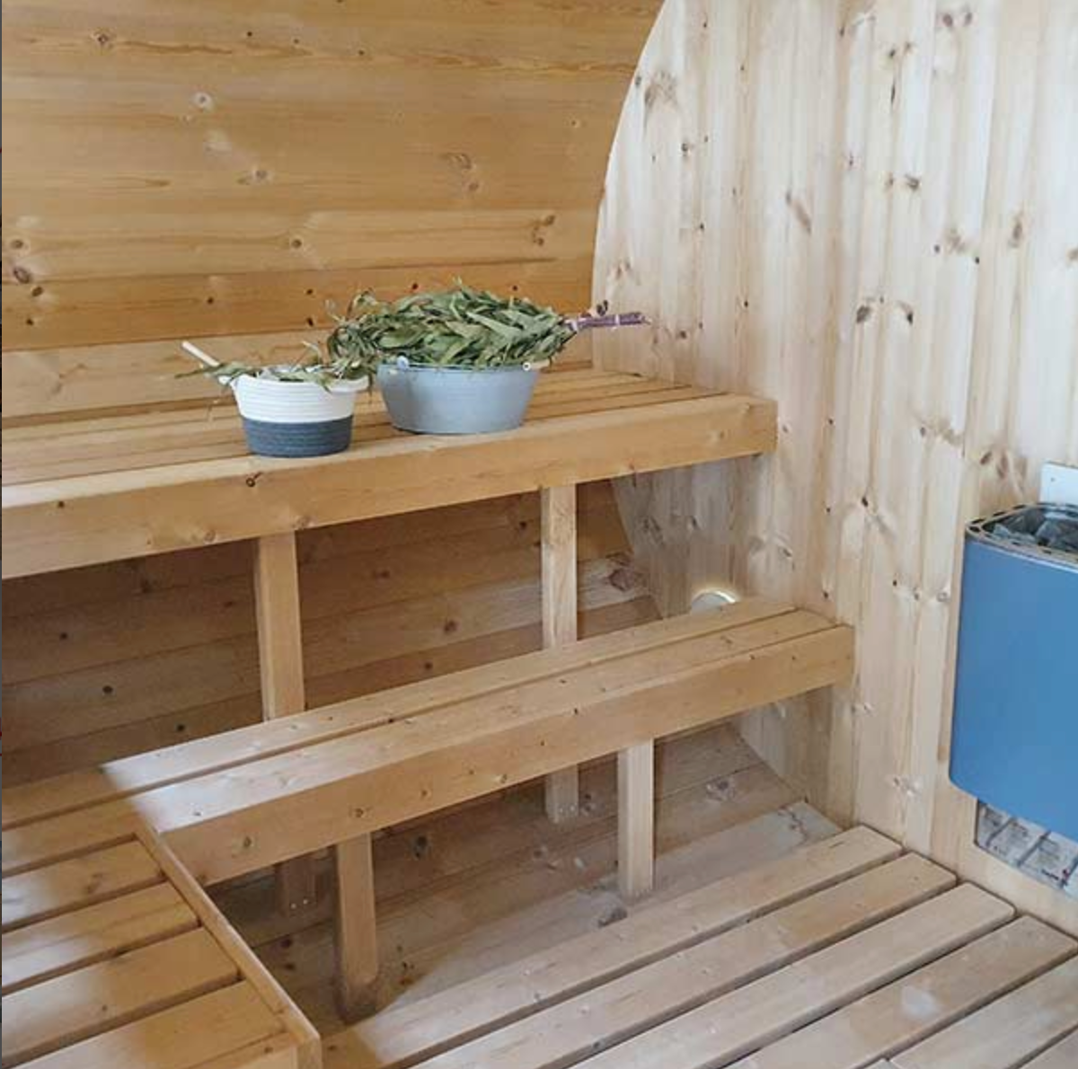 Oval Outdoor Sauna for 6 persons