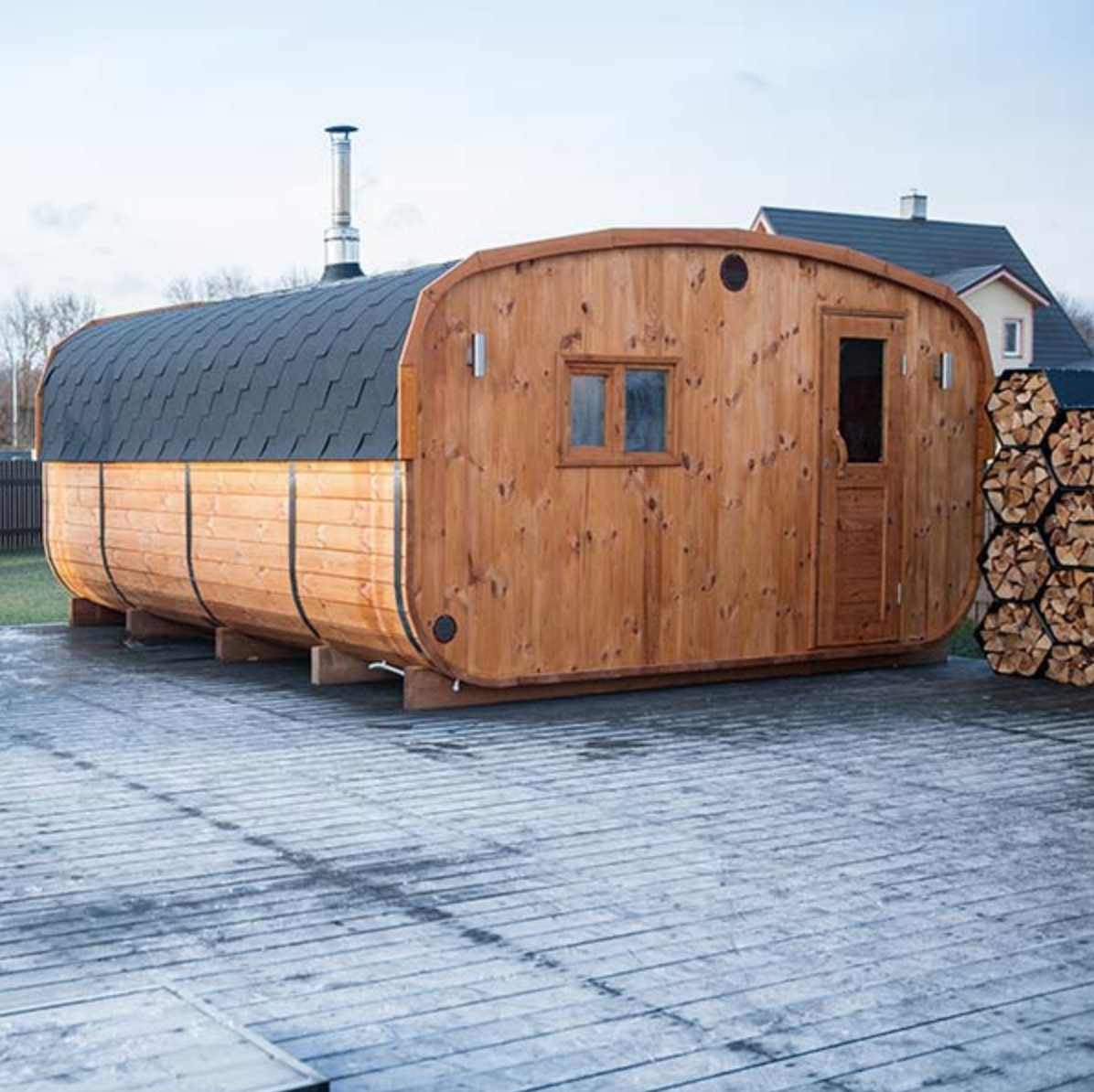 Big Oval Outdoor Sauna for 6 persons