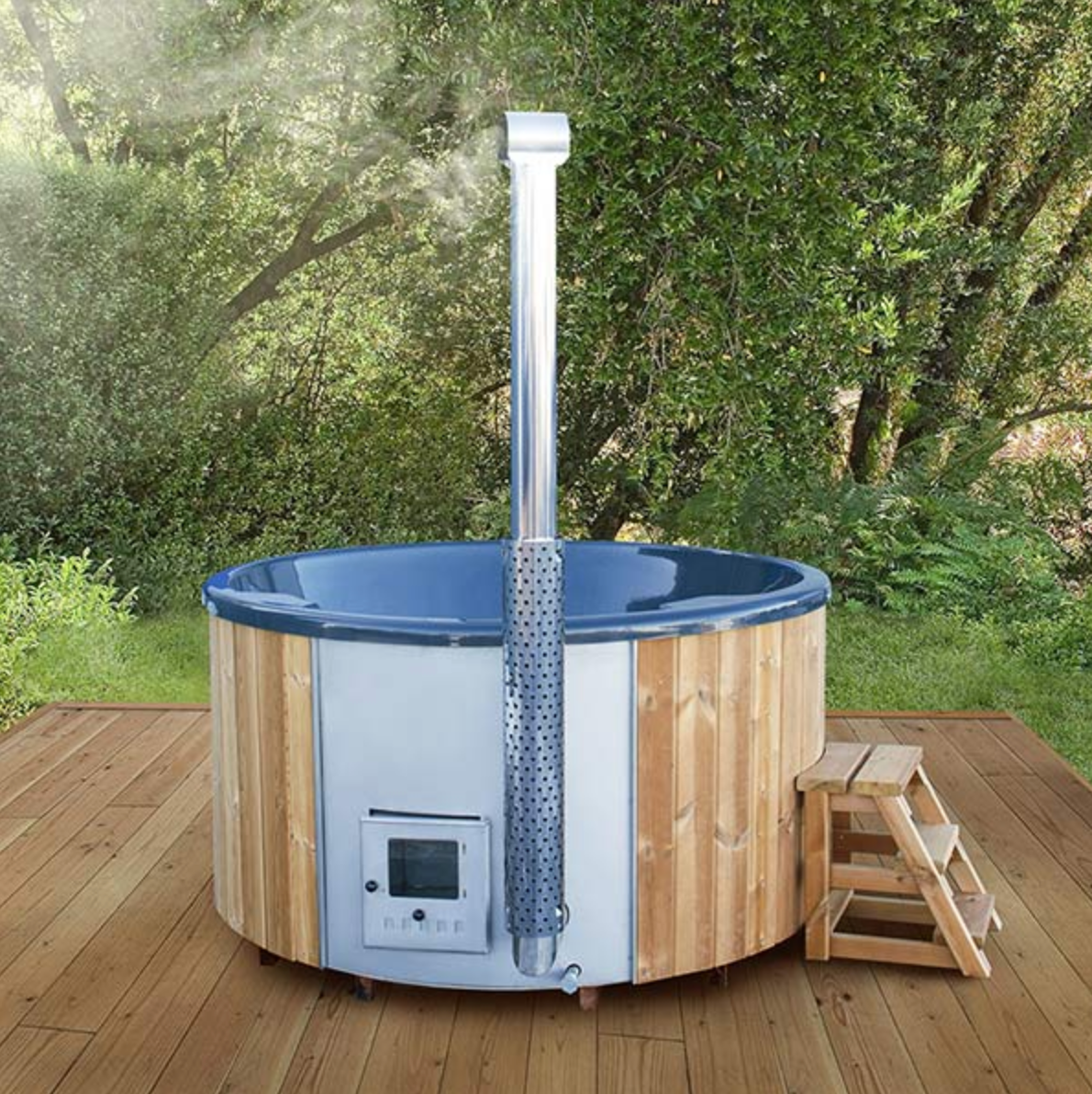 Round Hot Tub with integrated wood-fired stove for 5 people