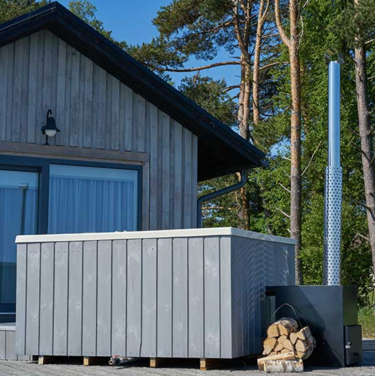 For 8 persons Wood-fired Hot Tub “Quattro” from Fiberglass