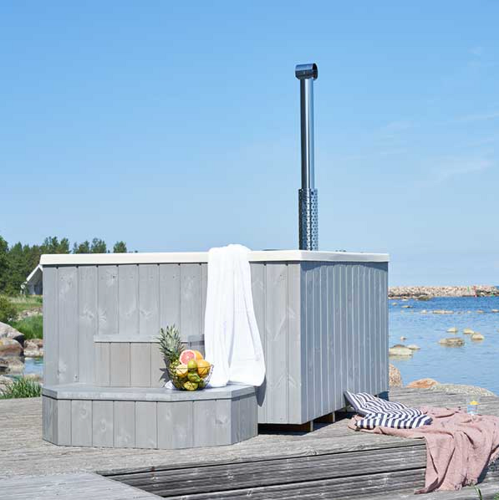 For 8 persons Wood-fired Hot Tub “Quattro” from Fiberglass
