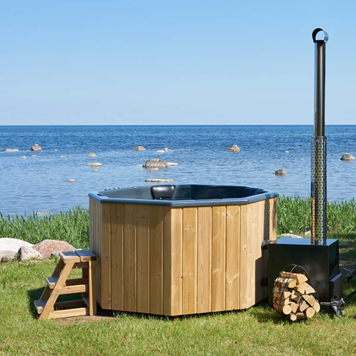 For 7 persons Wood-fired Hot Tub “Octa” from Fiberglass