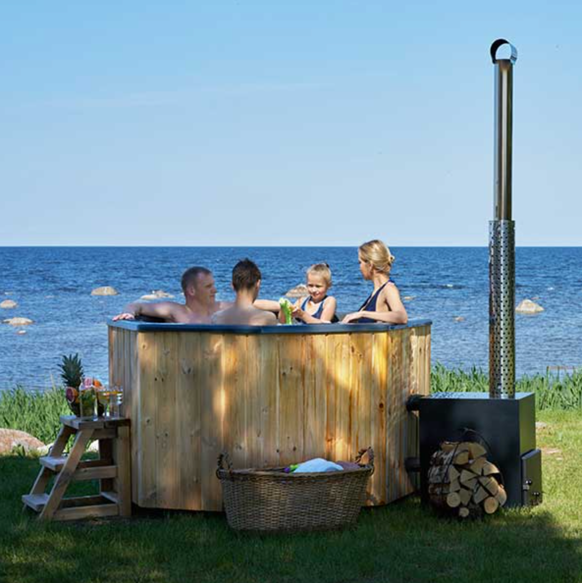 For 7 persons Wood-fired Hot Tub “Octa” from Fiberglass