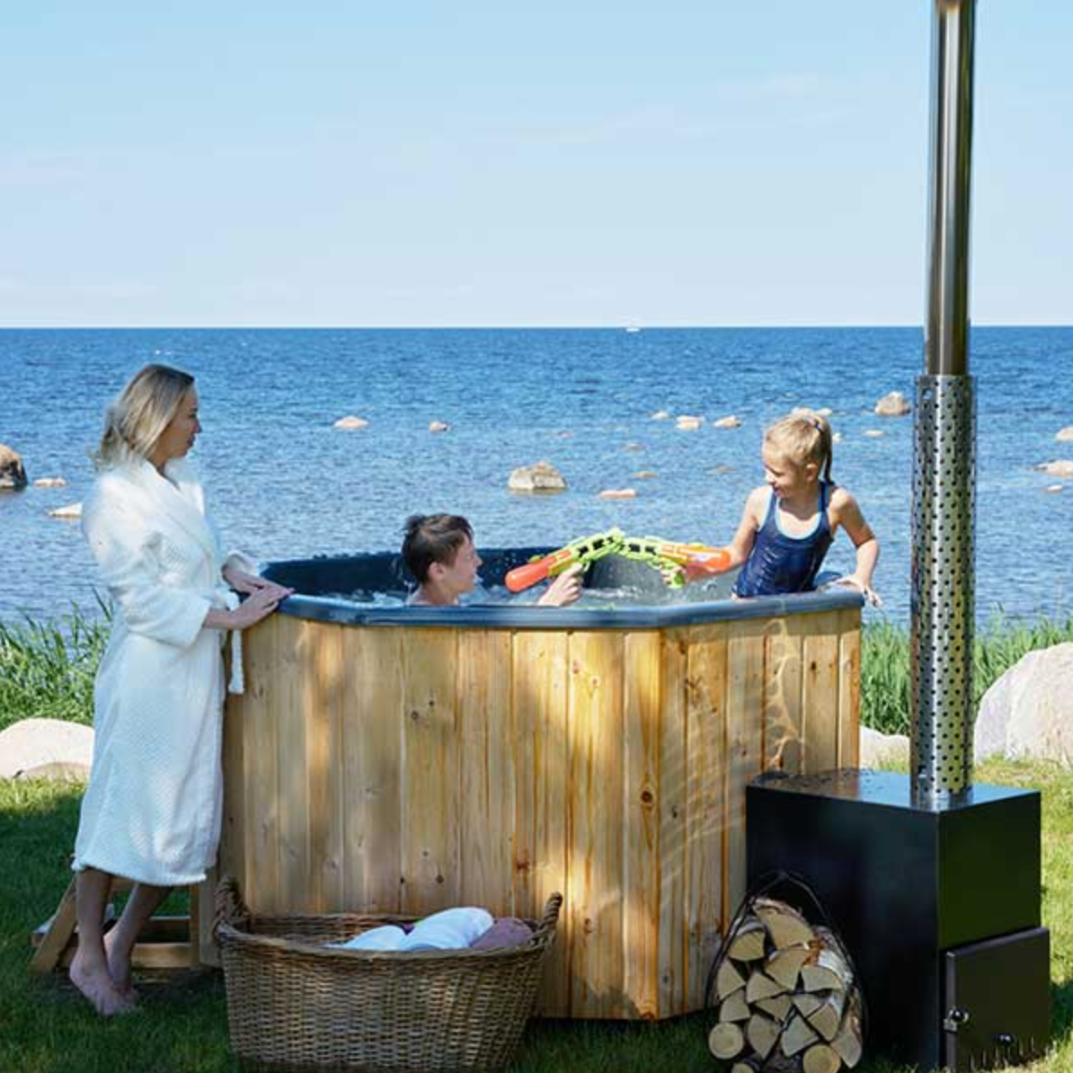 For 6 persons Wood-fired Hot Tub “Octa” from Fiberglass
